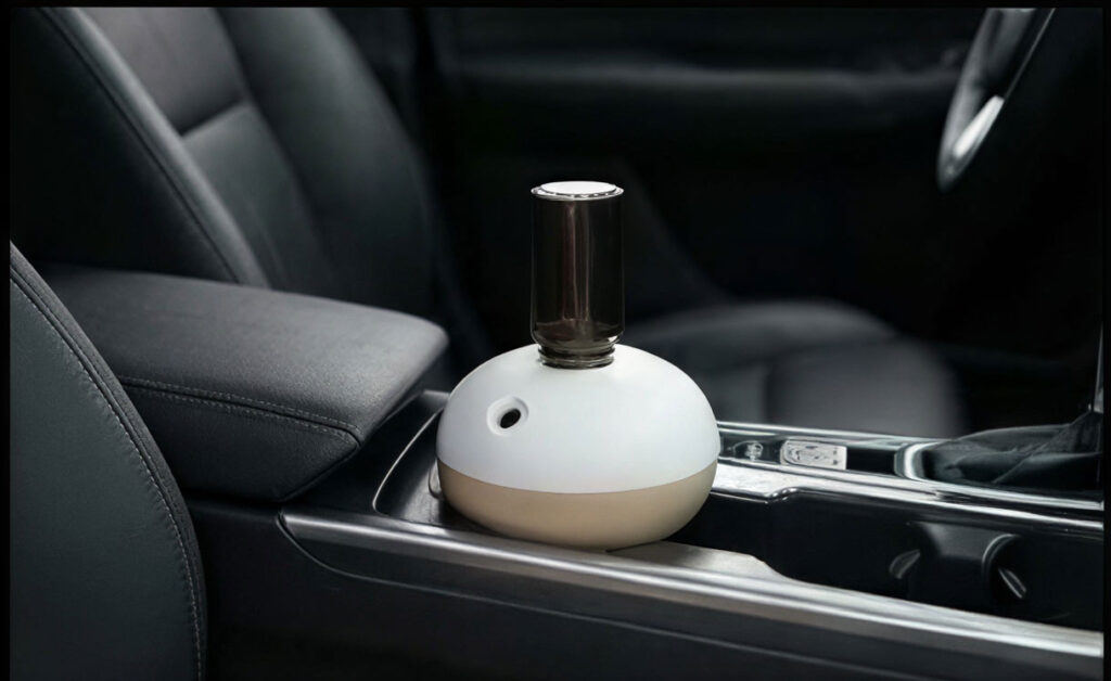 Waterless essential oil diffuser for car